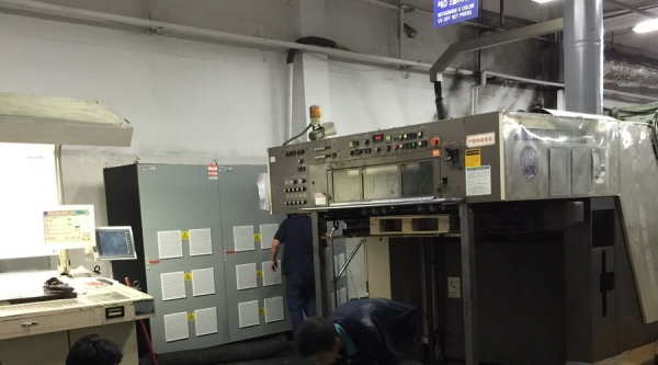 印刷機(jī)加裝水冷uv設(shè)備案例