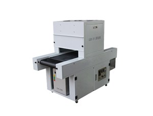 怎么選擇uv光固機？是大型的好？還是小型的好呢？