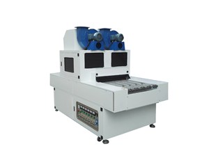 使用風(fēng)機(jī)冷卻UV燈管為什么要抽風(fēng)而不能吹風(fēng)？